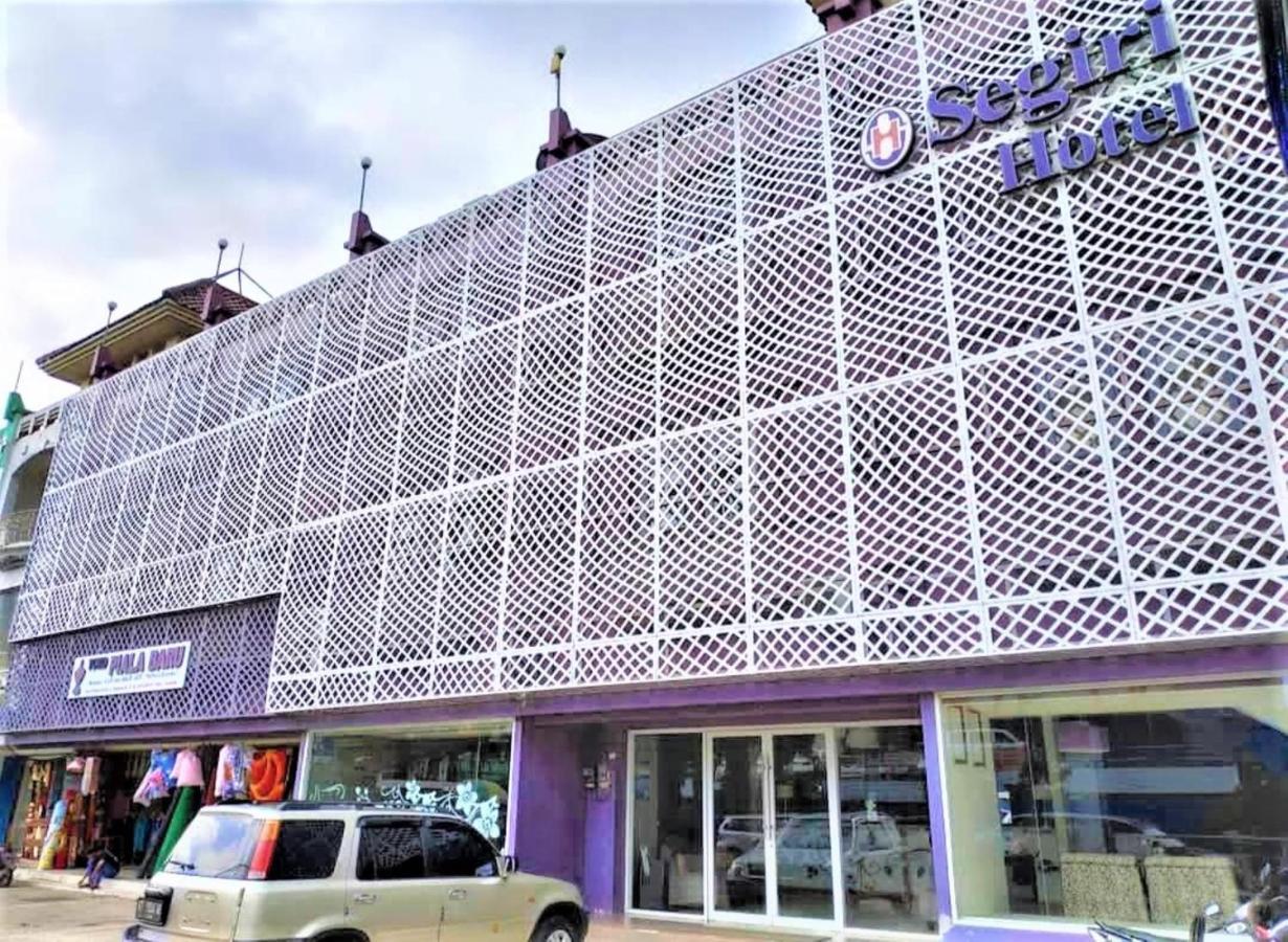 Hotel Segiri Samarinda Exterior photo