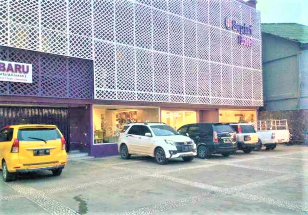 Hotel Segiri Samarinda Exterior photo