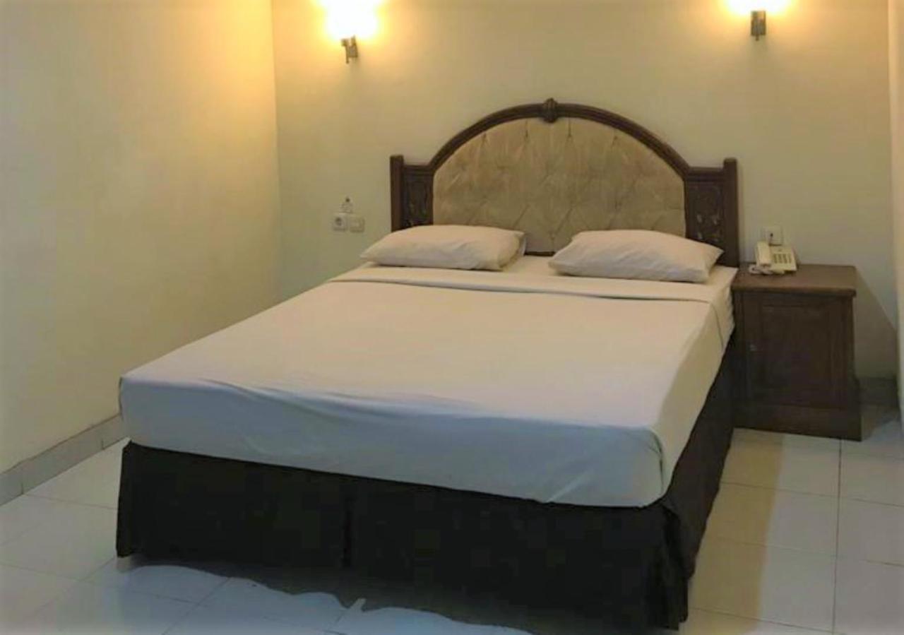 Hotel Segiri Samarinda Exterior photo